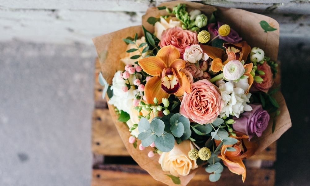 The Tradition of Giving Flowers as Gifts: How Did It Start?