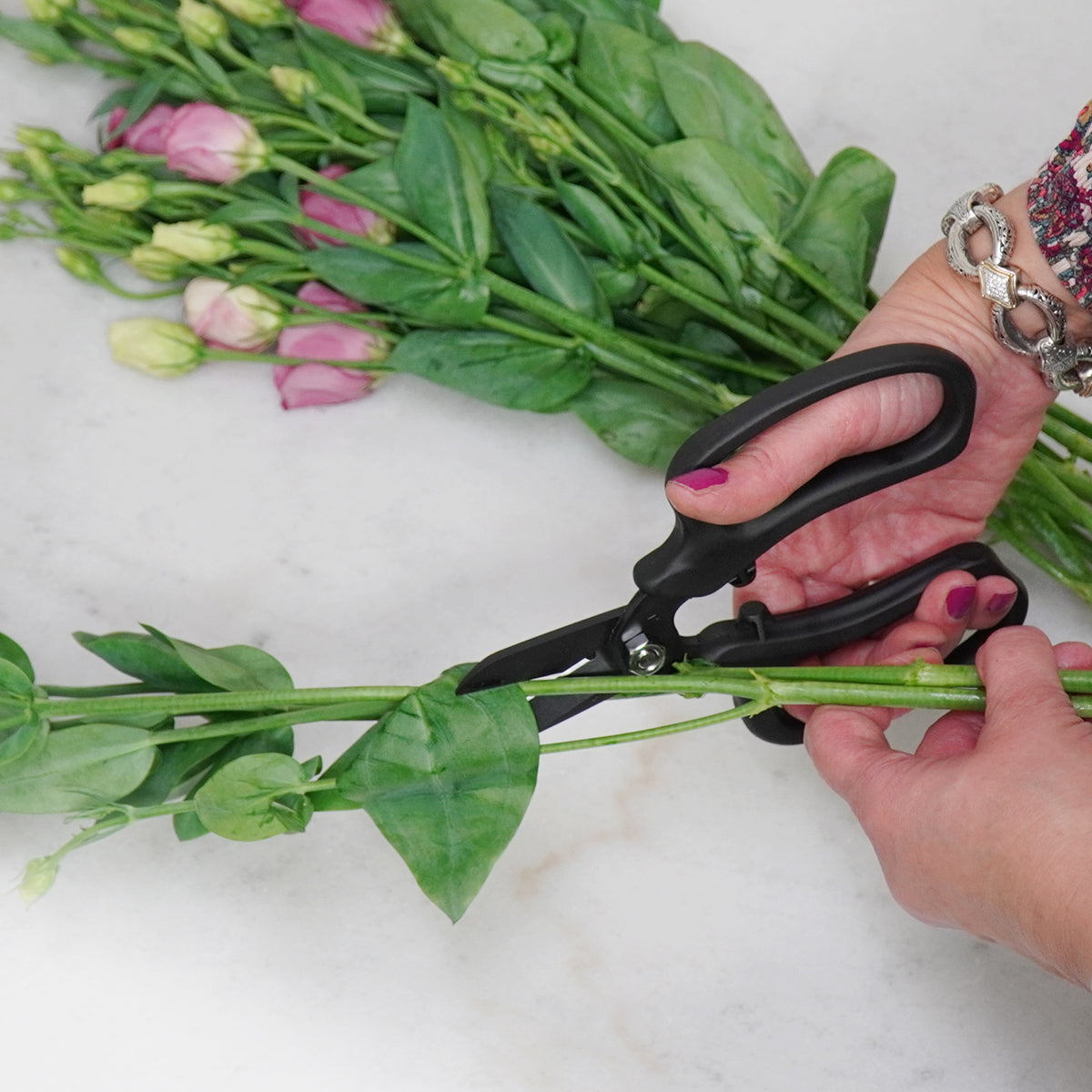 Premium Black Stainless Steel Fresh Flower Stem Cutter with Safety-Lock &  Comfort Grip | 14 Blade | Florists & Gardeners | Garden Tool for Precise